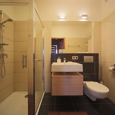 Anker * 슈비노우이스쳬